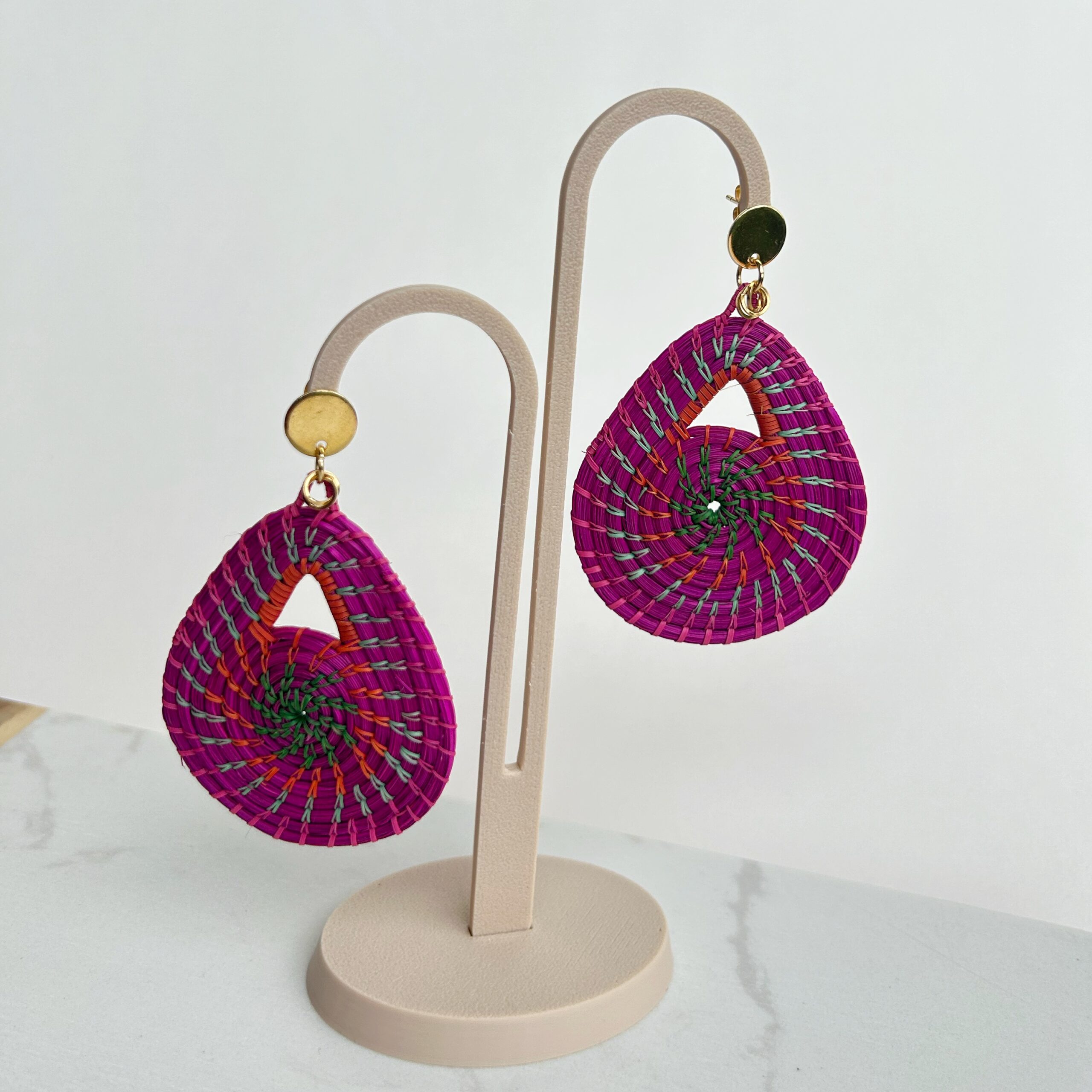 Fuchsia Sunset Spiral - Image 3